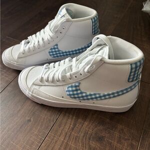 Nike Blazers White and Blue Checkered Swoosh